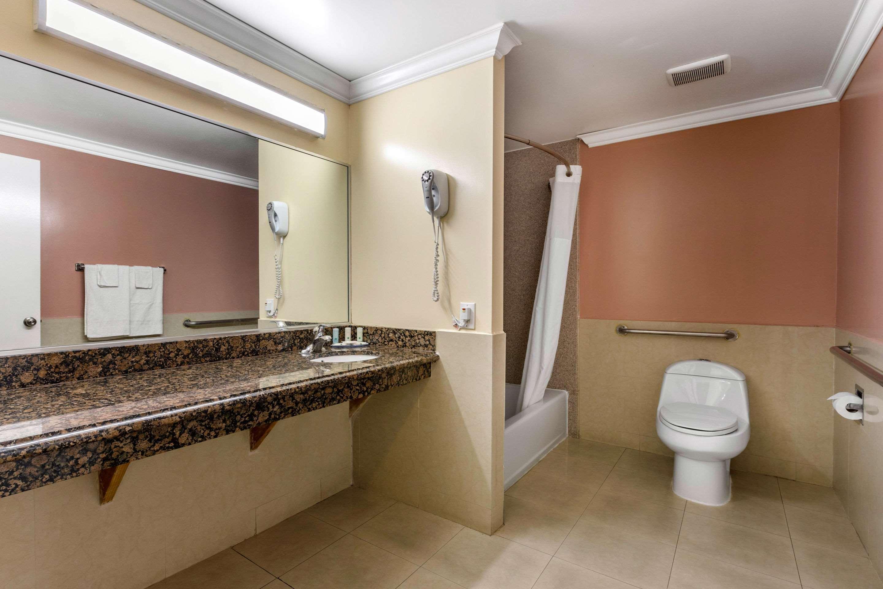 Quality Lomita-los Angeles South Bay 2*